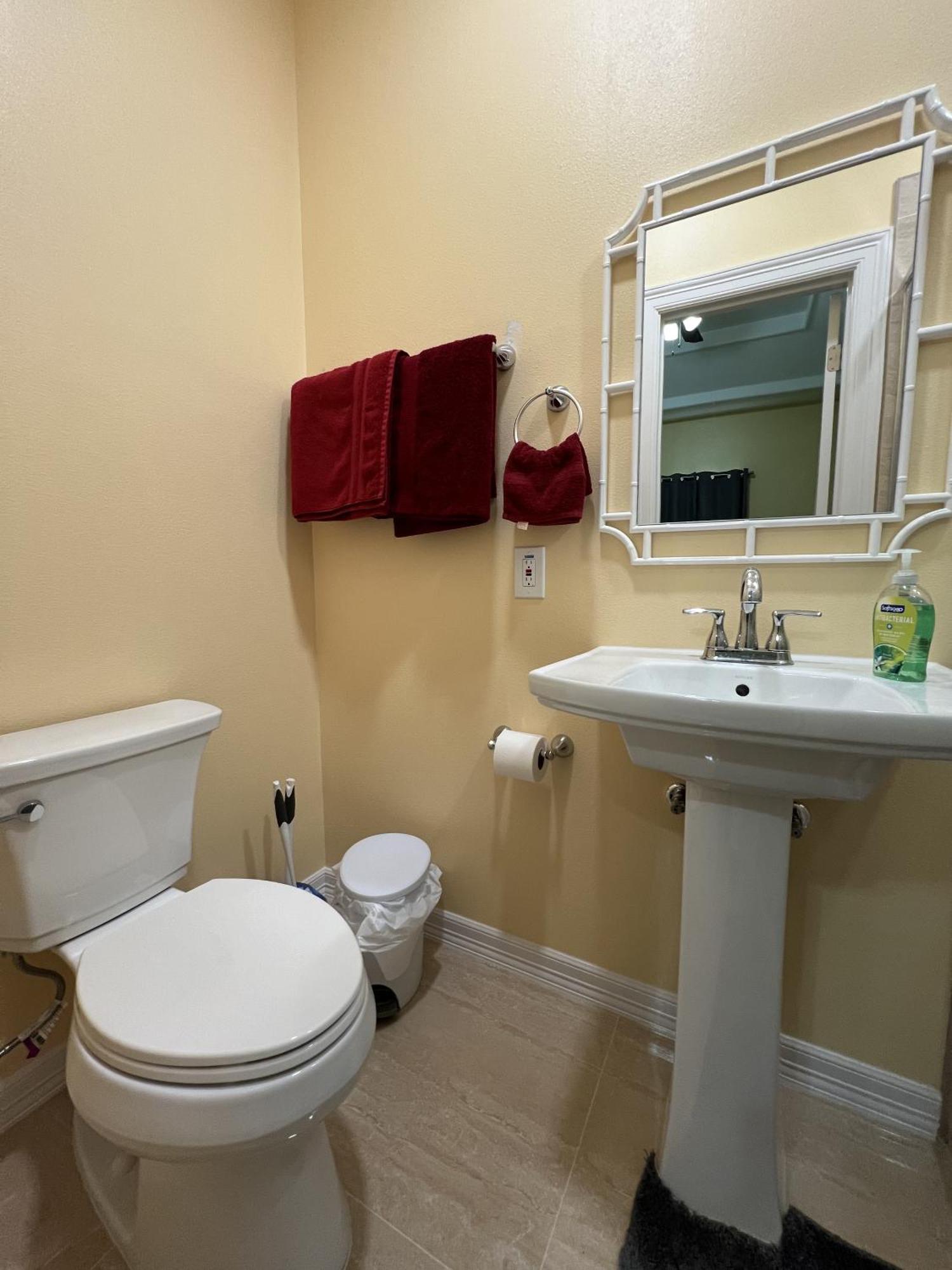 Habitacion Con Entrada Independiente Edinburg Kültér fotó